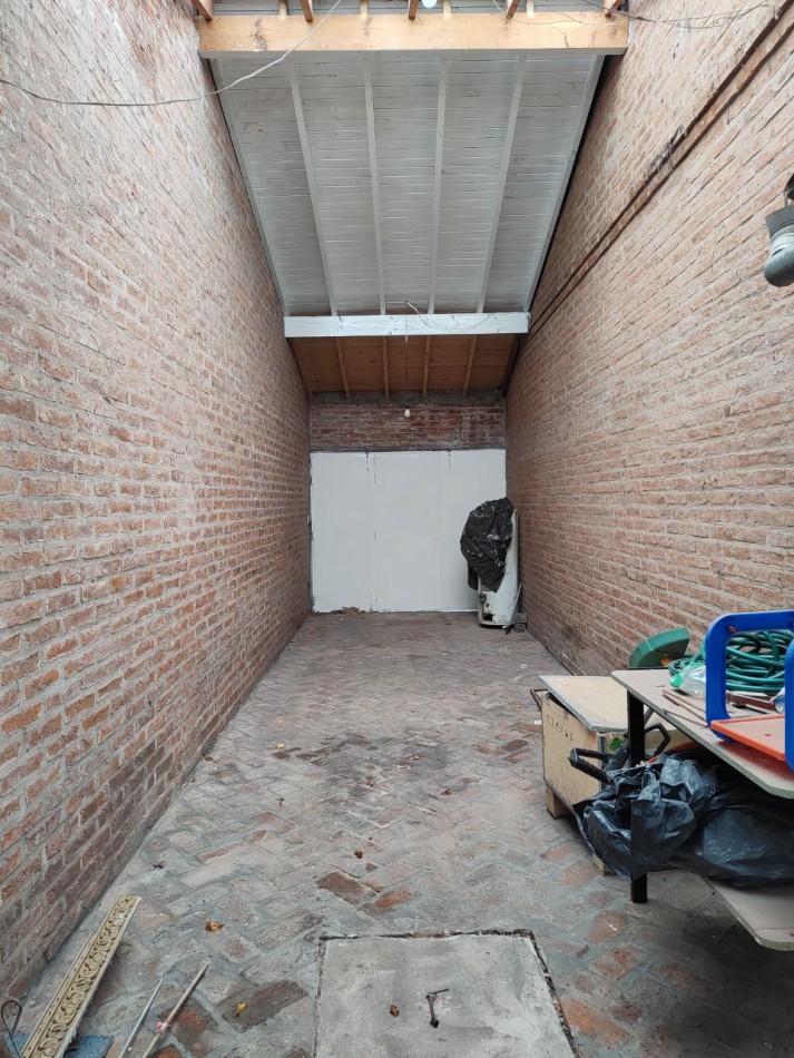 CASA CON PARQUE, REMODELADO A NUEVO