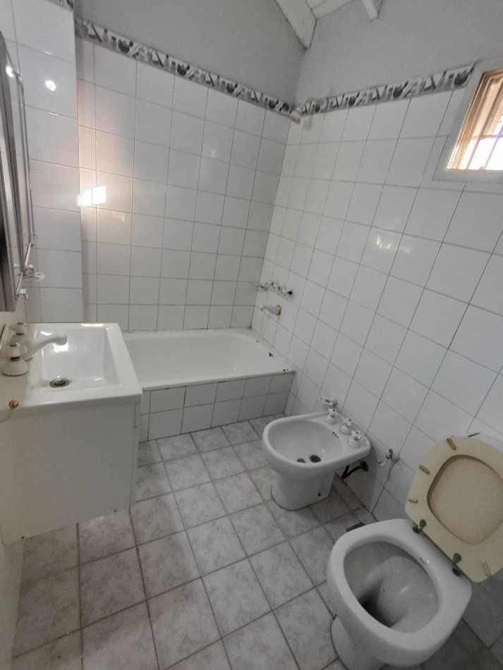 CASA CON PARQUE, REMODELADO A NUEVO