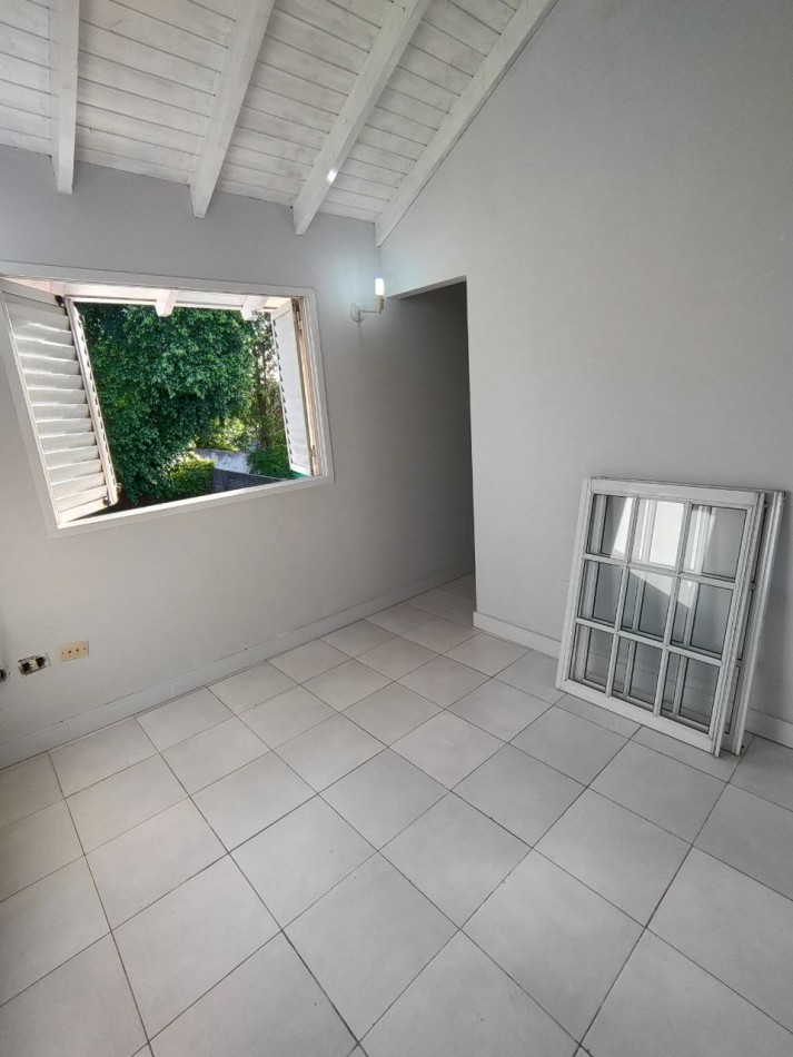 CASA CON PARQUE, REMODELADO A NUEVO