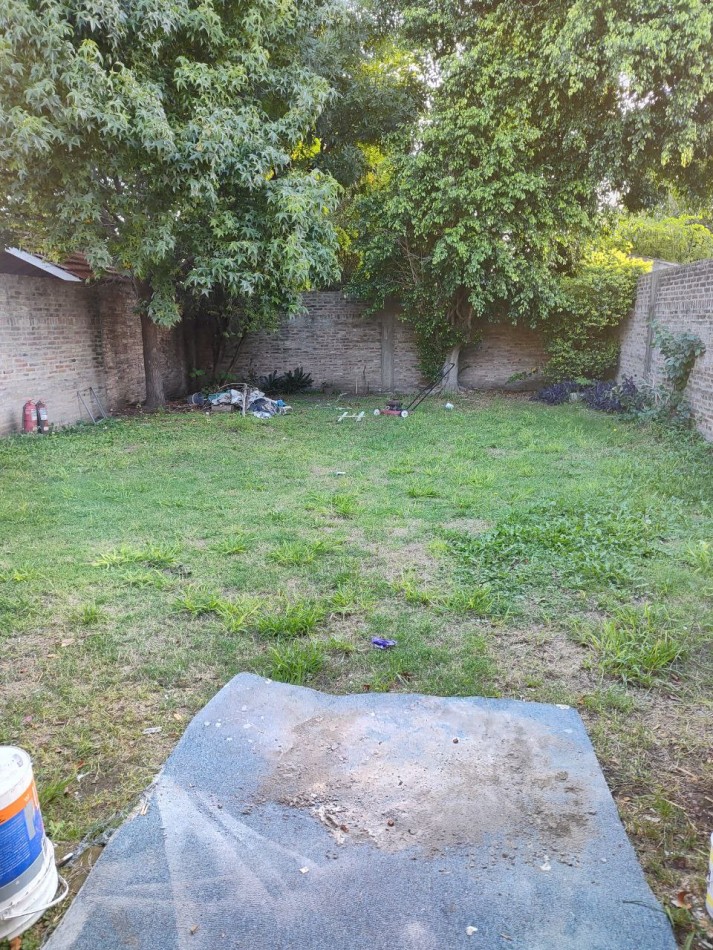 CASA CON PARQUE, REMODELADO A NUEVO