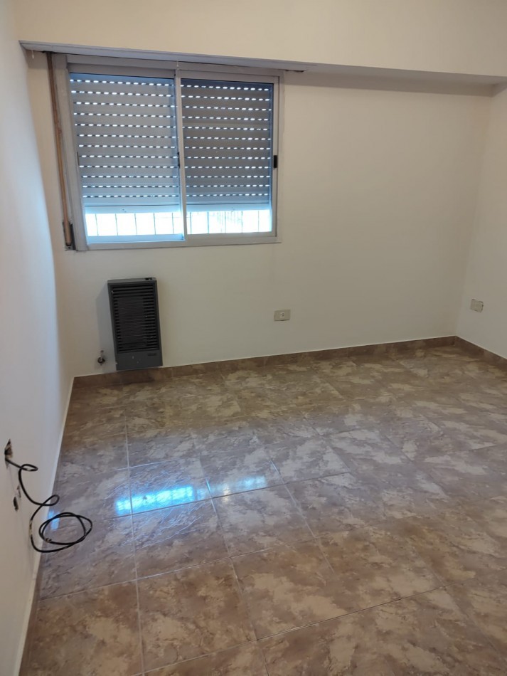 CASA C DPTO Y GARAGE