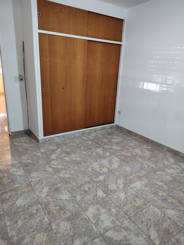 CASA C DPTO Y GARAGE
